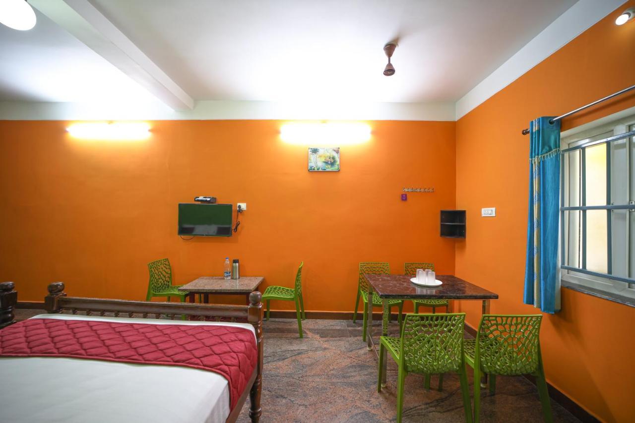 Selvasi Beach Cottage Auroville Exterior photo
